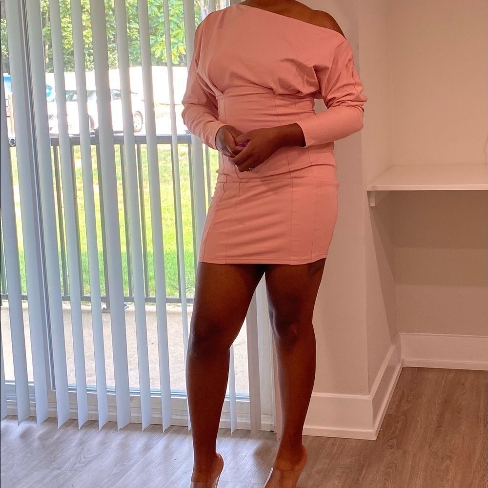 Mauve off-shoulder dress​